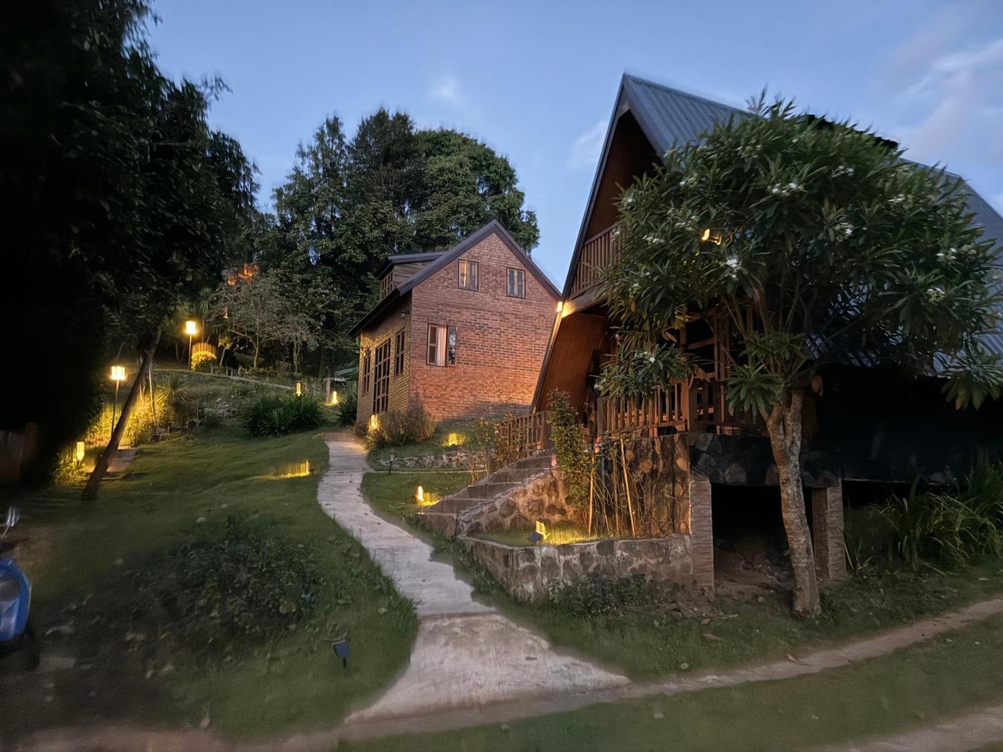 Hotel Ban Kaew Mo Ra Glamping & Restaurant Pang Mapha Zewnętrze zdjęcie