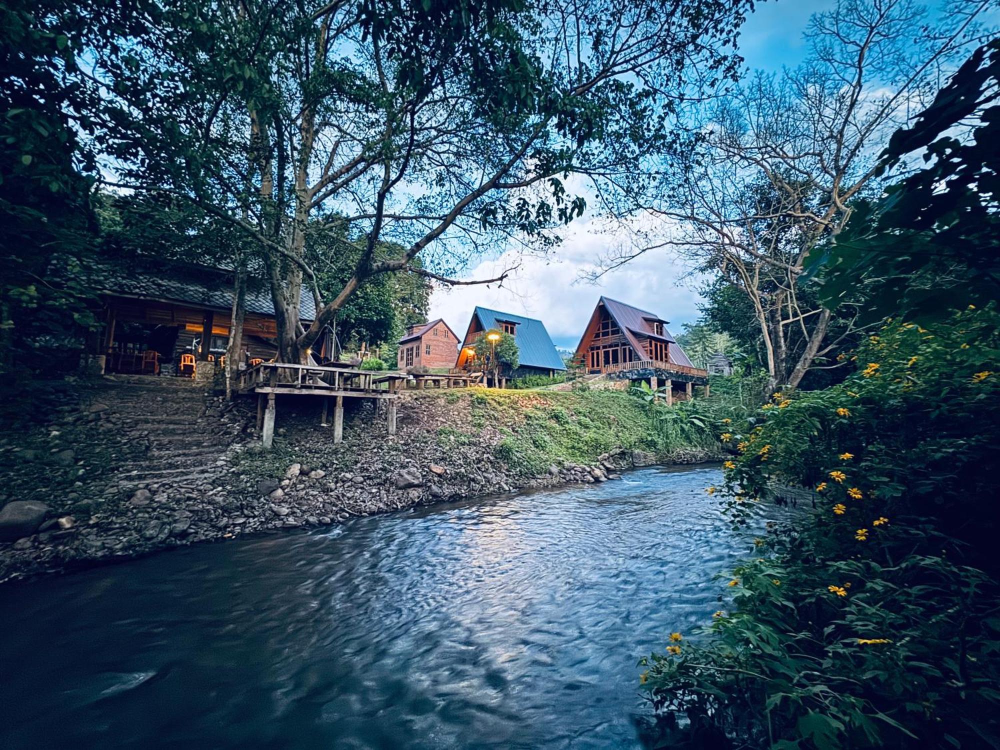 Hotel Ban Kaew Mo Ra Glamping & Restaurant Pang Mapha Zewnętrze zdjęcie